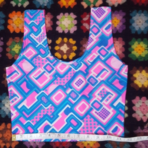 Eighties Print Crop Top - Picture 2 of 3